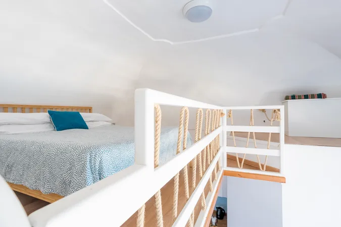 Dipinto Apartments-38